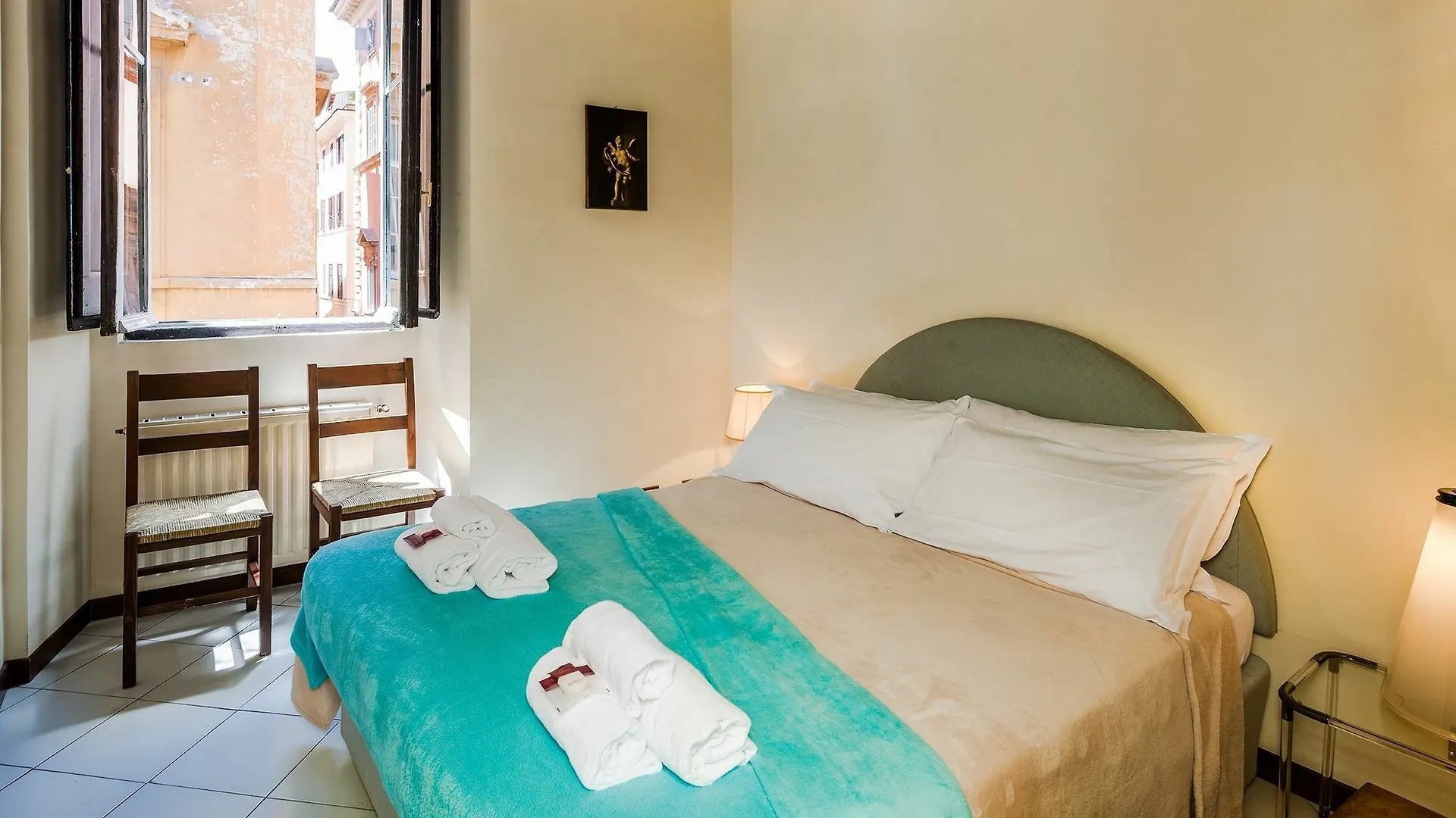 Rome Unique Spanish Steps Apartments