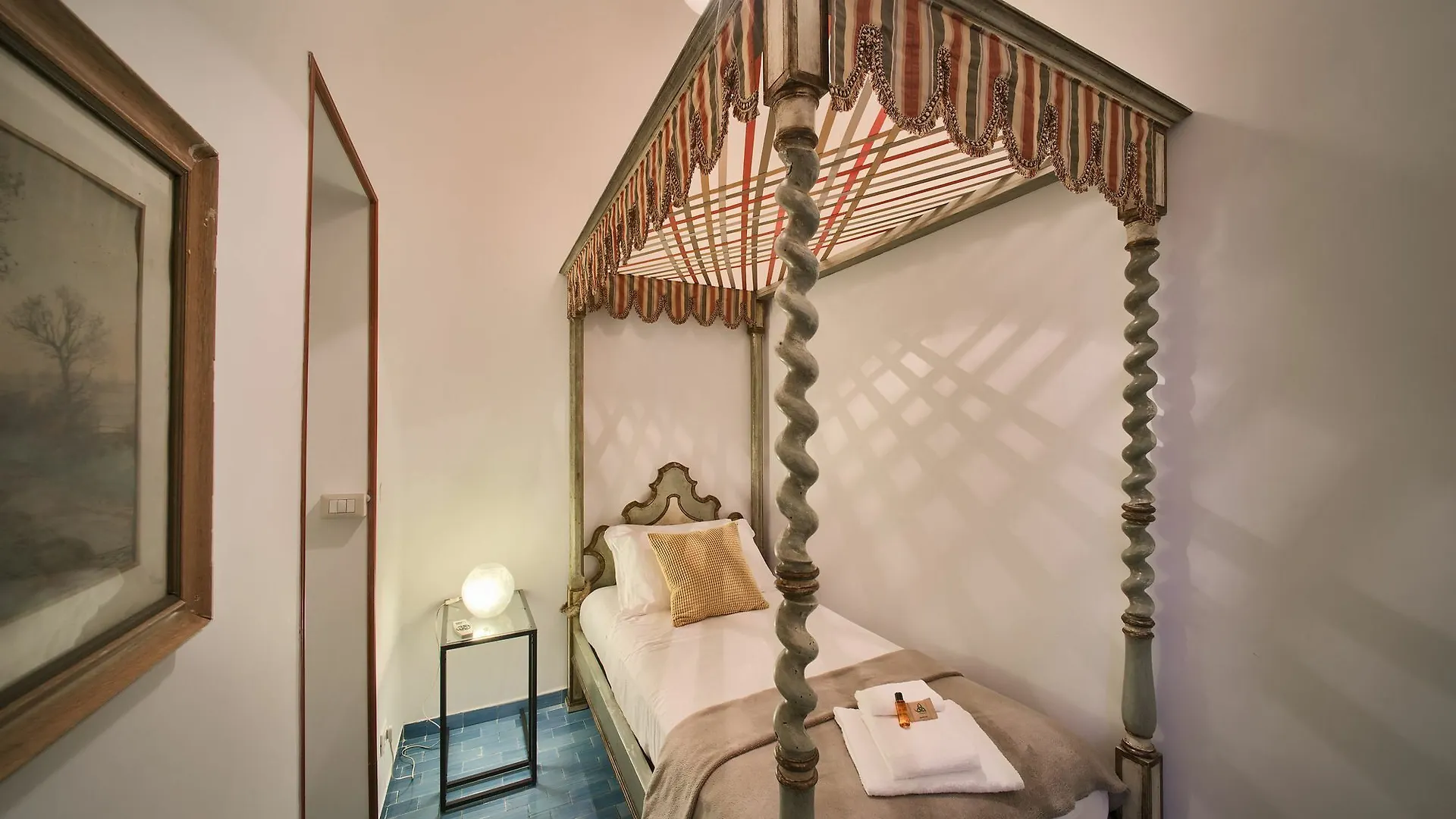 Rome Unique Spanish Steps Apartments