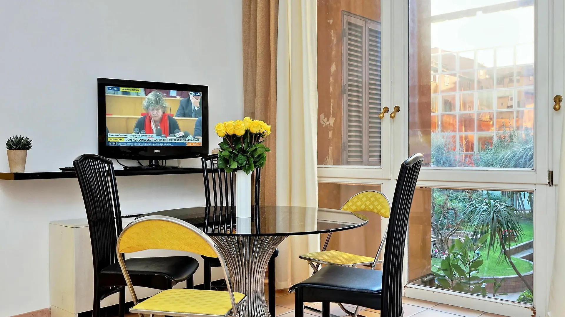 Rome Unique Spanish Steps Apartments
