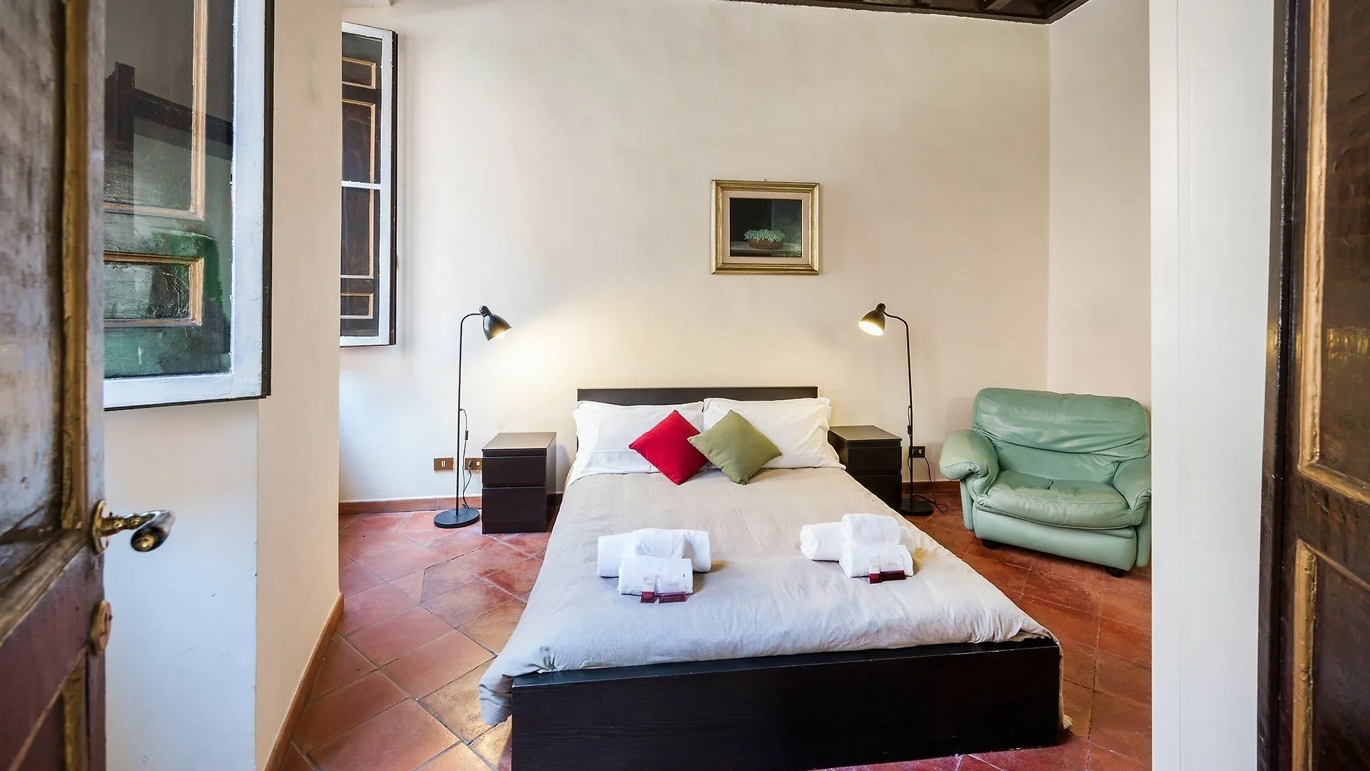 Rome Unique Spanish Steps Apartments