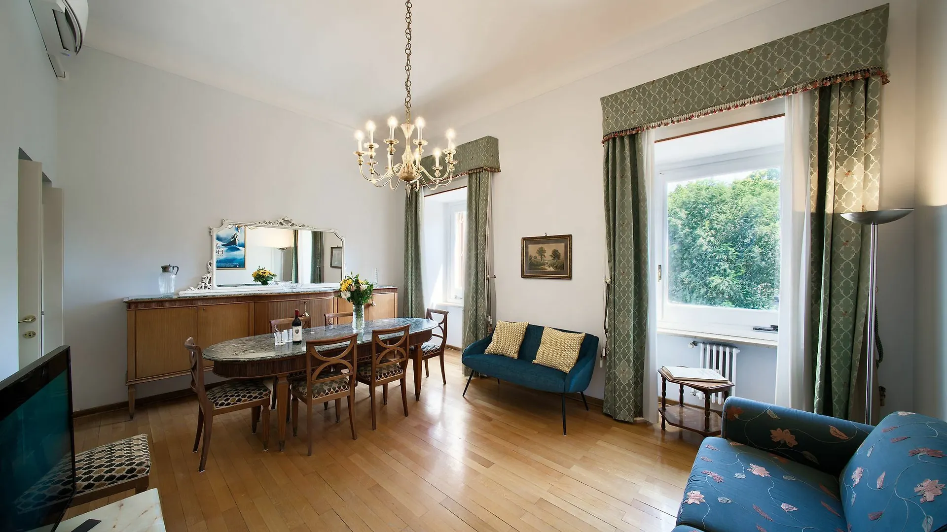 Rome Unique Spanish Steps Apartments
