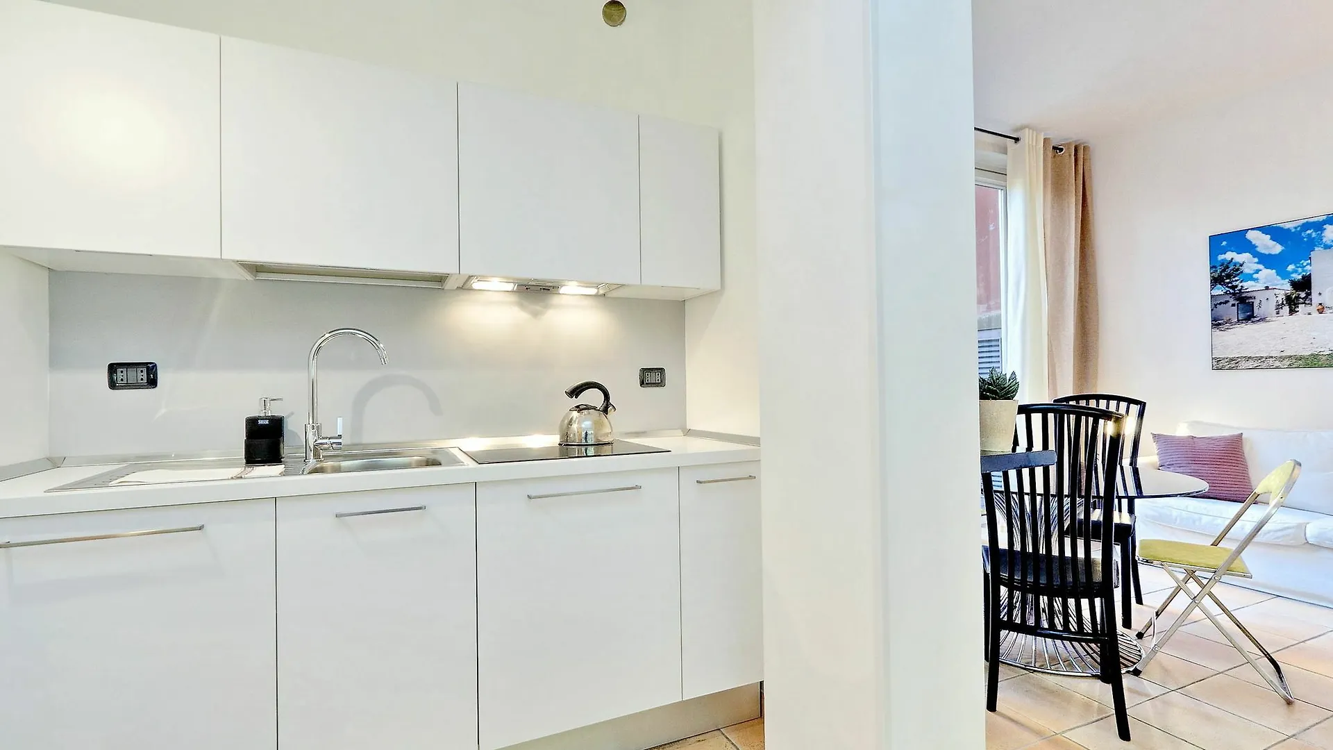 Rome Unique Spanish Steps Apartments 0*,  İtalya