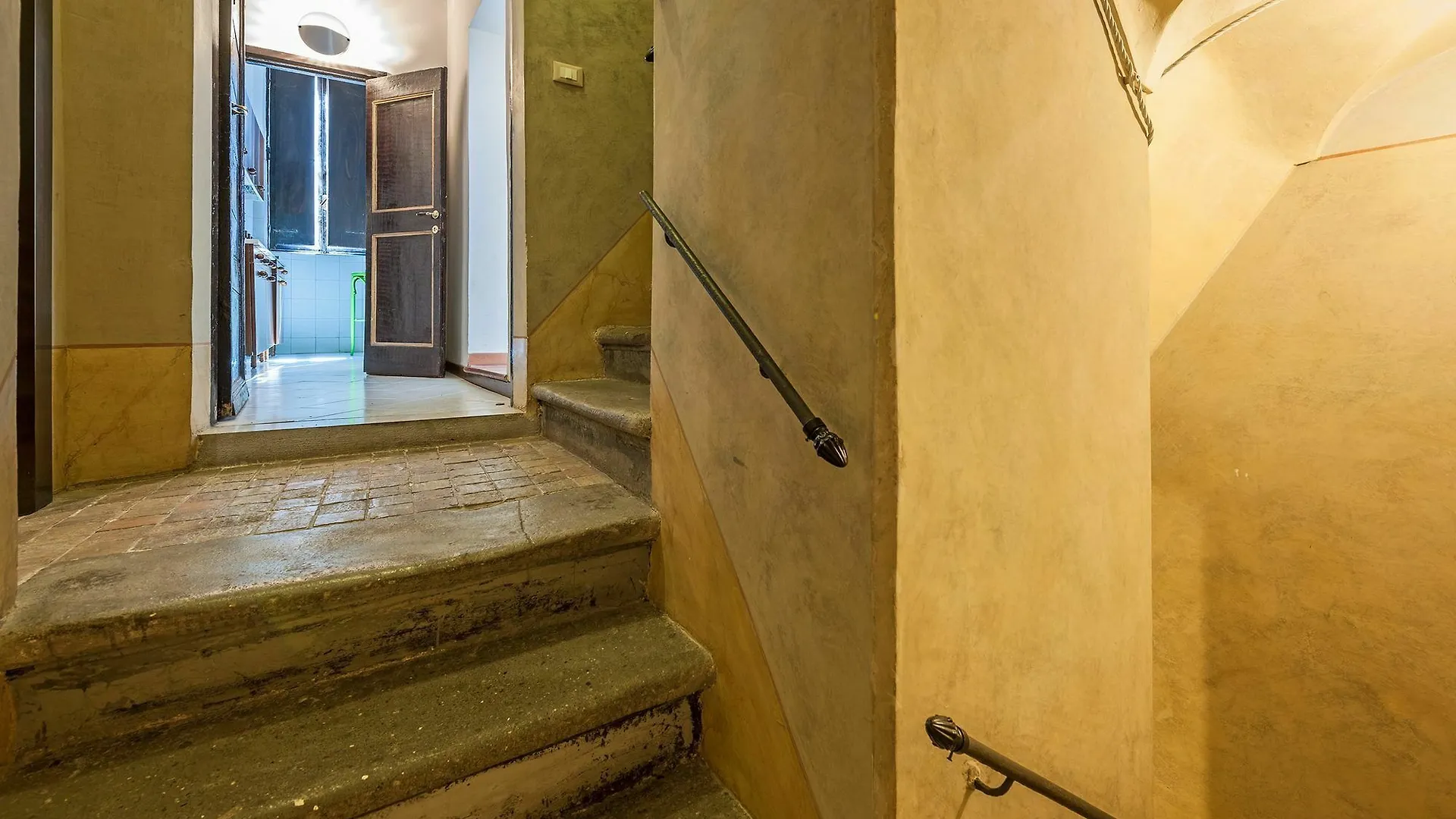 Rome Unique Spanish Steps Apartments